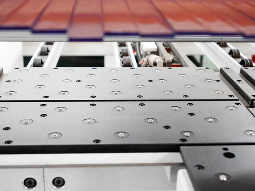 PANEL SAW REAR LOADING MACHINE